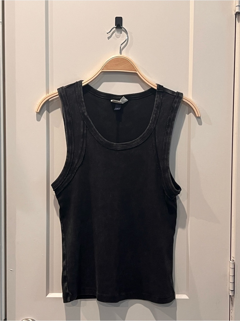 NEW! Universal Thread Black Scoop Neck Tank